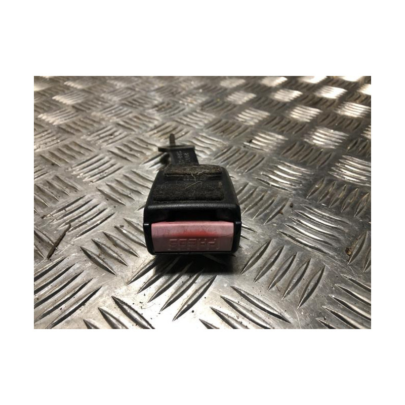Attache ceinture avant droit DACIA LOGAN MCV 1 PHASE 2 BREAK d’occasion