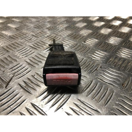 Attache ceinture avant droit DACIA LOGAN MCV 1 PHASE 2 BREAK d’occasion
