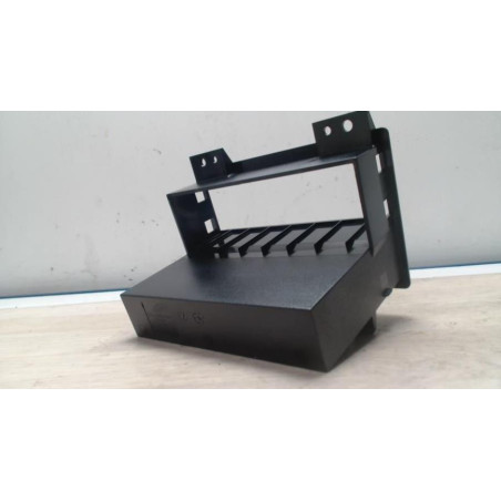 Facade autoradio FORD FIESTA 5 PHASE 1 d’occasion
