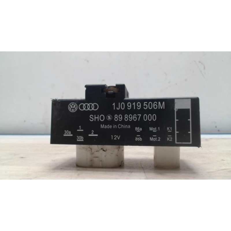 Relais de prechauffage VOLKSWAGEN POLO 5 PHASE 1 d’occasion