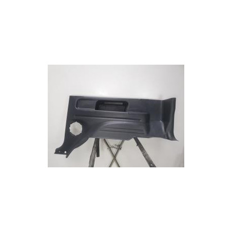 Garniture laterale arriere droite SUZUKI GRAND VITARA 1 d’occasion