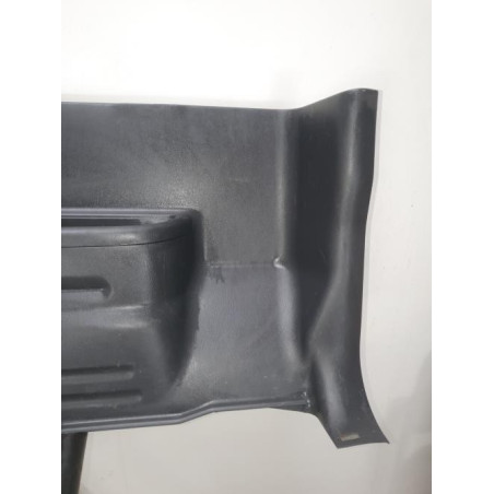 Garniture laterale arriere droite SUZUKI GRAND VITARA 1 d’occasion