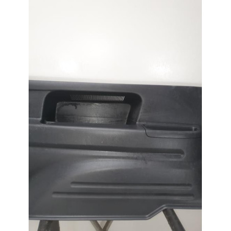 Garniture laterale arriere droite SUZUKI GRAND VITARA 1 d’occasion