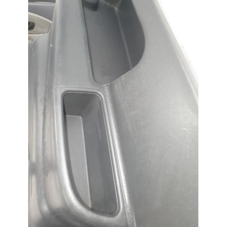Garniture laterale arriere droite SUZUKI GRAND VITARA 1 d’occasion