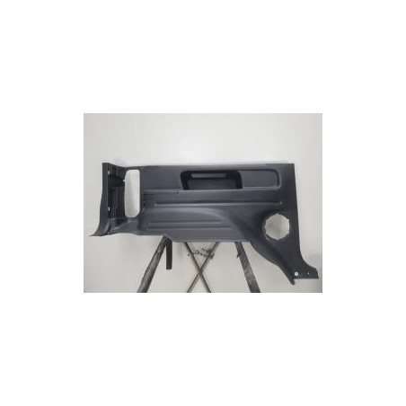 Garniture laterale arriere gauche SUZUKI GRAND VITARA 1 d’occasion