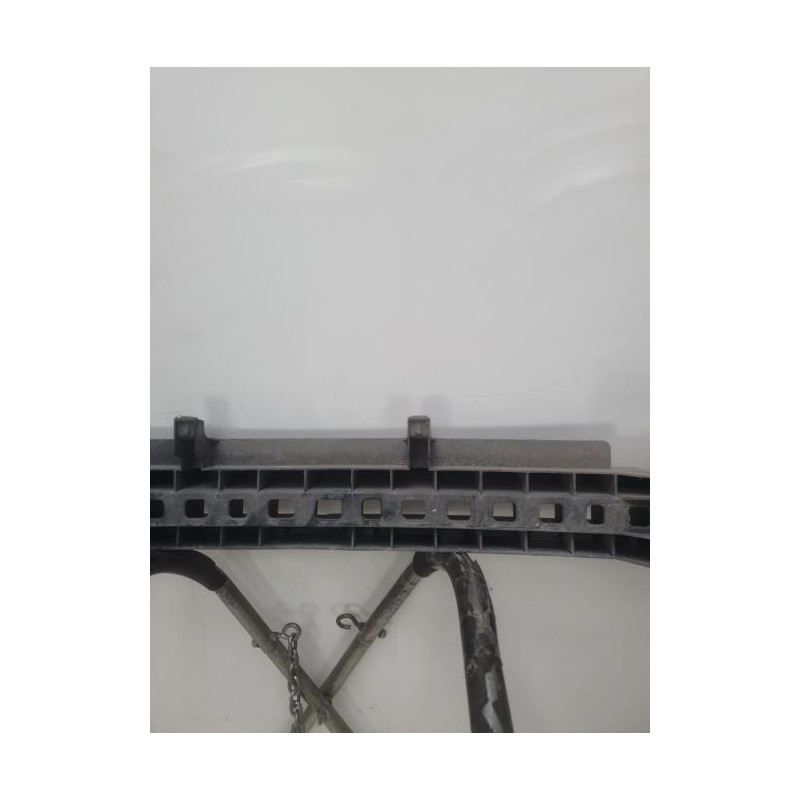 Renfort pare choc arriere (traverse) RENAULT CLIO 4 PHASE 1 BREAK d’occasion