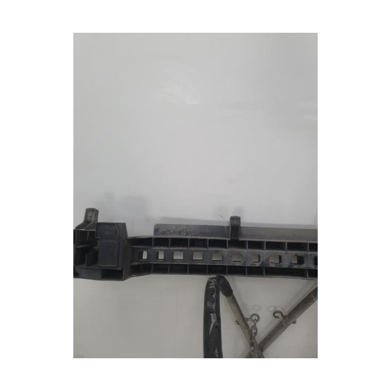 Renfort pare choc arriere (traverse) RENAULT CLIO 4 PHASE 1 BREAK d’occasion