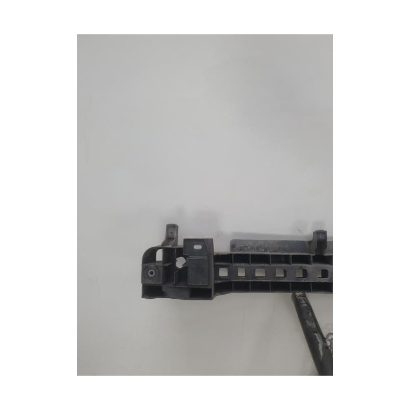 Renfort pare choc arriere (traverse) RENAULT CLIO 4 PHASE 1 BREAK d’occasion