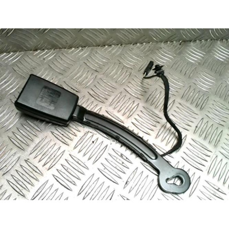 Attache ceinture avant droit VOLKSWAGEN GOLF 7 PHASE 1 d’occasion