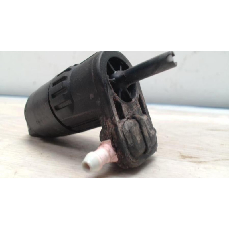 Pompe lave glace avant OPEL CORSA D PHASE 1 d’occasion