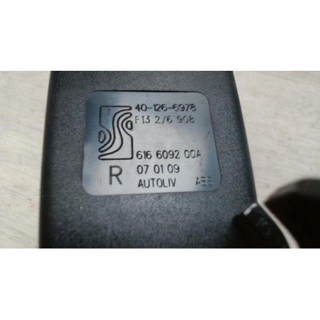 Attache ceinture arriere droit OPEL CORSA D PHASE 1 d’occasion