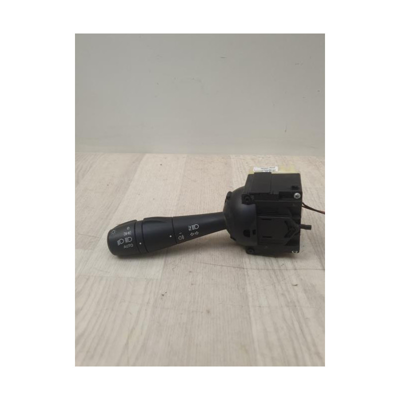 Commande de phare RENAULT CLIO 4 PHASE 2 d’occasion