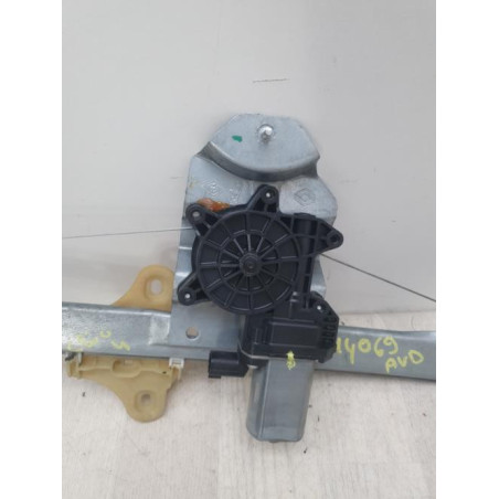 Leve vitre electrique avant droit RENAULT CLIO 4 PHASE 2 d’occasion