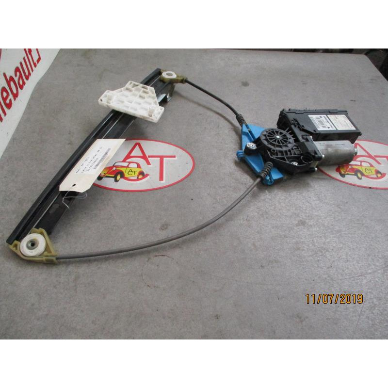 Leve vitre electrique arriere gauche AUDI A4 (B7) d’occasion