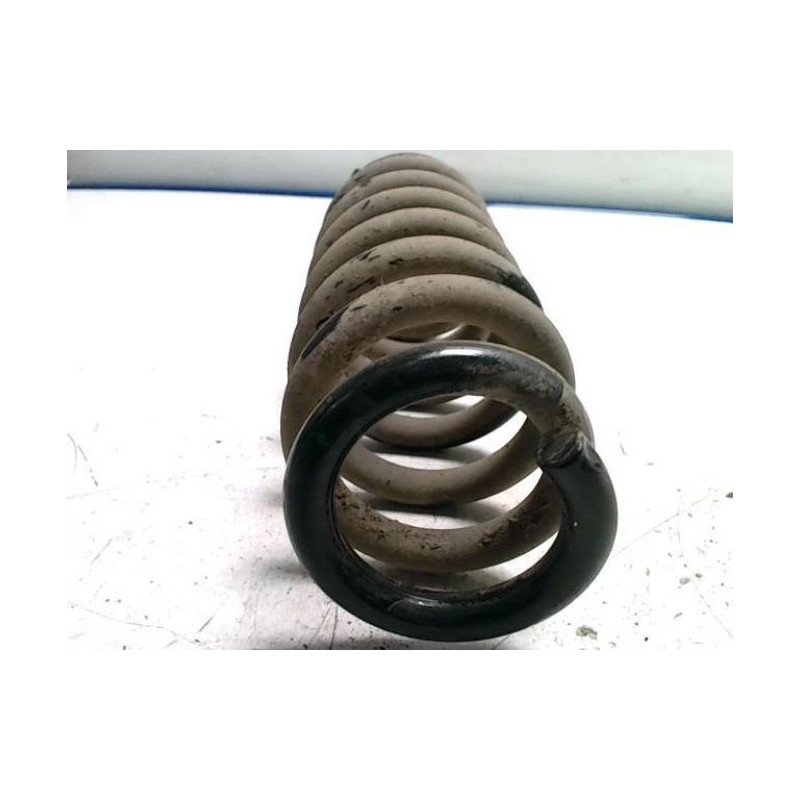 Ressort de suspension arriere droit BMW SERIE 3 E91 TOURING PHASE 1 BREAK d’occasion