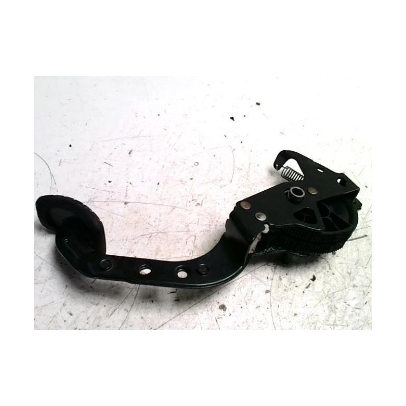 Pedale de frein RENAULT CLIO 2 PHASE 2 d’occasion