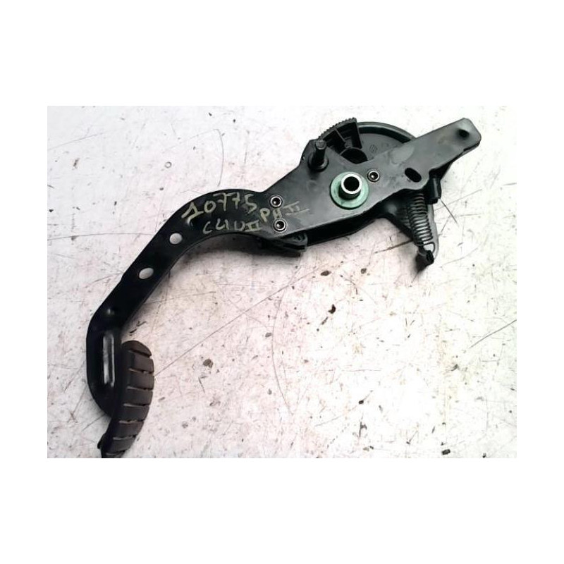 Pedale de frein RENAULT CLIO 2 PHASE 2 d’occasion