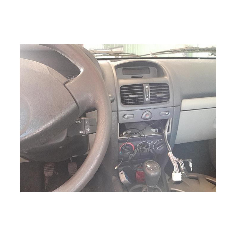 Pedale de frein RENAULT CLIO 2 PHASE 2 d’occasion