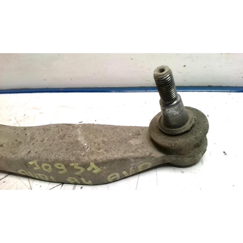 Bras de suspension superieur avant droit AUDI A4 2 AVANT PHASE 2 BREAK d’occasion