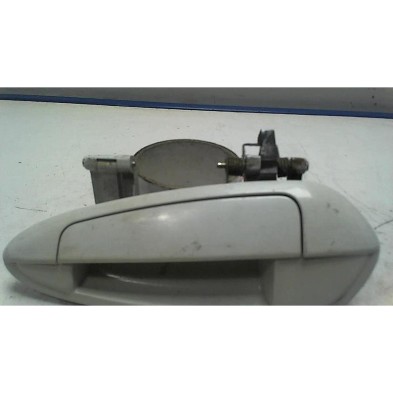 Poignee porte arriere gauche FIAT PUNTO EVO 3 d’occasion