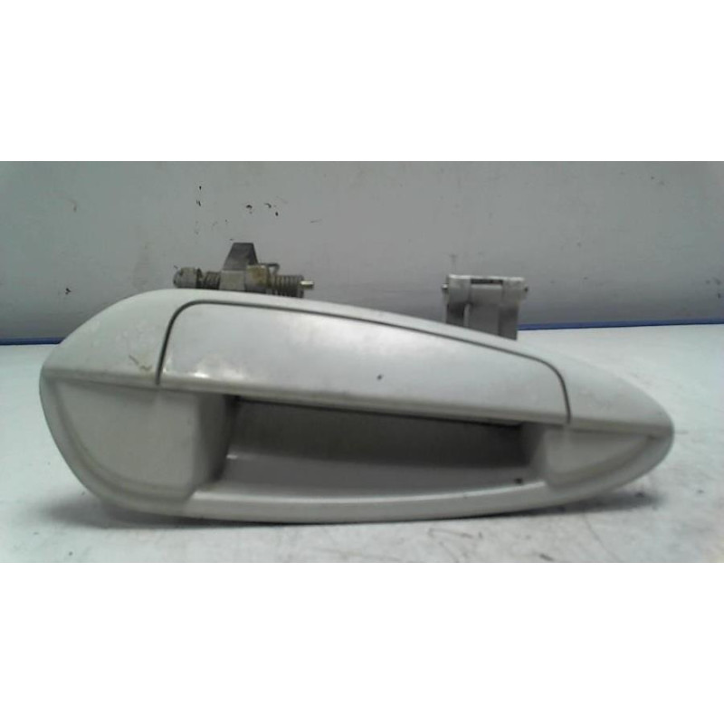 Poignee porte arriere droit FIAT PUNTO EVO 3 d’occasion