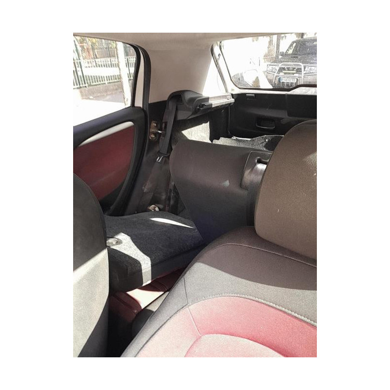Poignee porte arriere droit FIAT PUNTO EVO 3 d’occasion