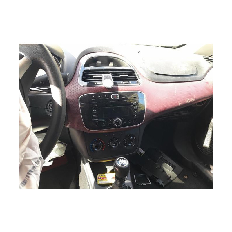 Poignee porte arriere droit FIAT PUNTO EVO 3 d’occasion
