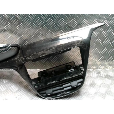 Facade autoradio PEUGEOT 208 1 PHASE 1 d’occasion
