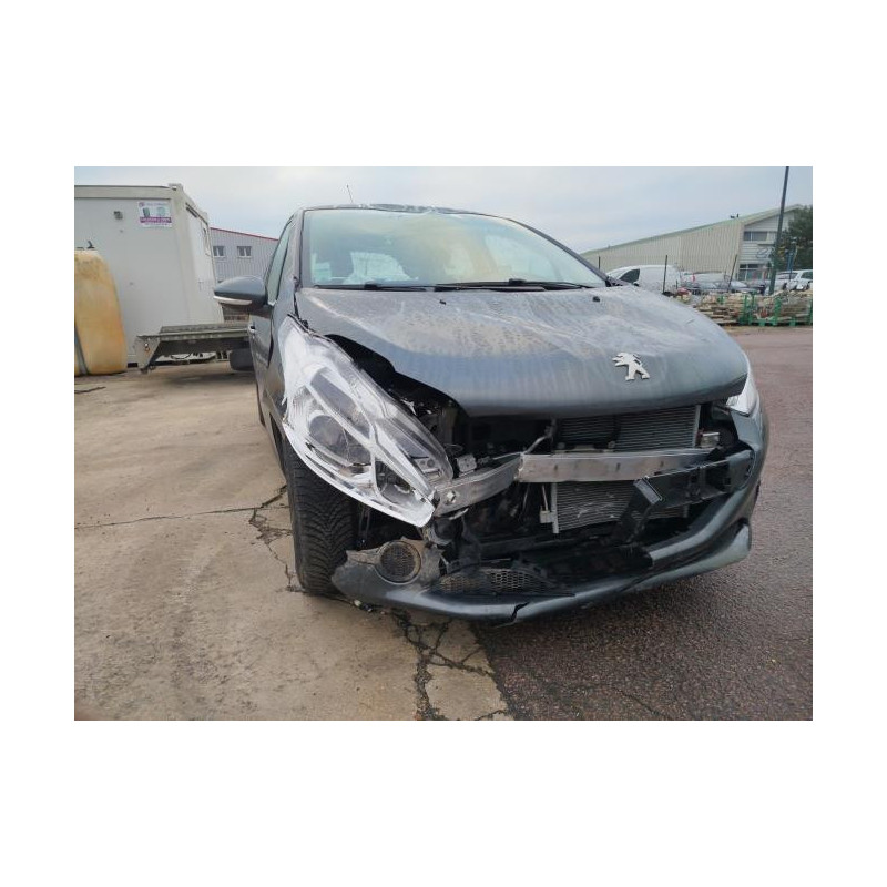 Facade autoradio PEUGEOT 208 1 PHASE 1 d’occasion