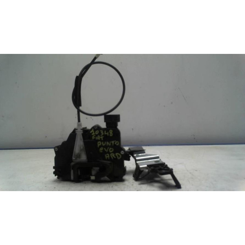 Serrure arriere droit FIAT PUNTO EVO 3 d’occasion