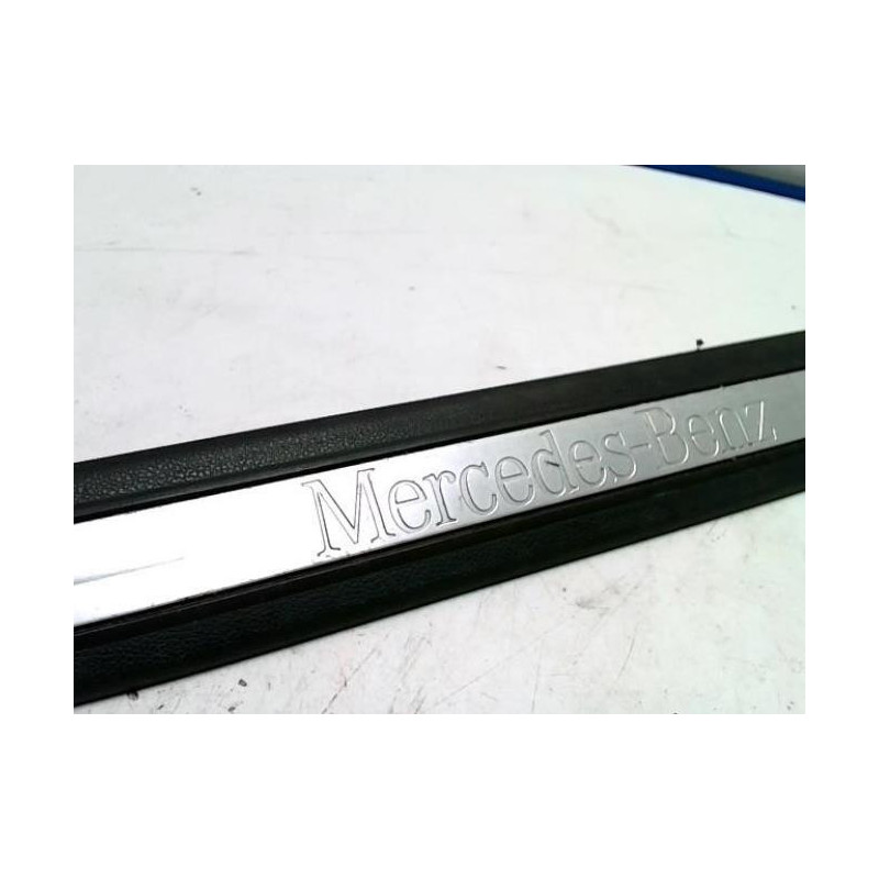 Marche pieds MERCEDES CLASSE A 169 PHASE 1 d’occasion