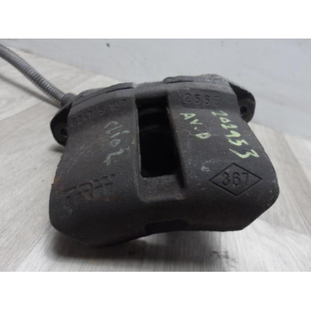Etrier avant droit (freinage) RENAULT CLIO 2 PHASE 2 d’occasion