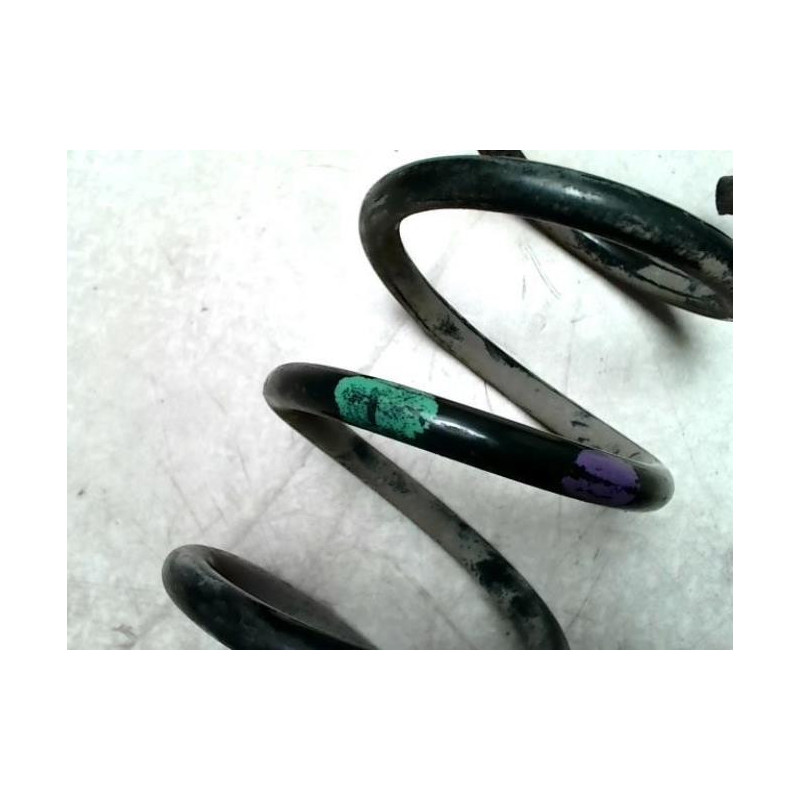 Ressort de suspension arriere gauche RENAULT SCENIC 3 PHASE 1 d’occasion