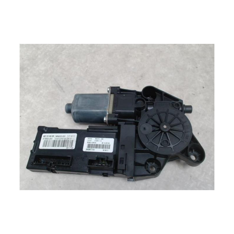 Moteur leve vitre avant gauche RENAULT SCENIC 3 PHASE 1 d’occasion
