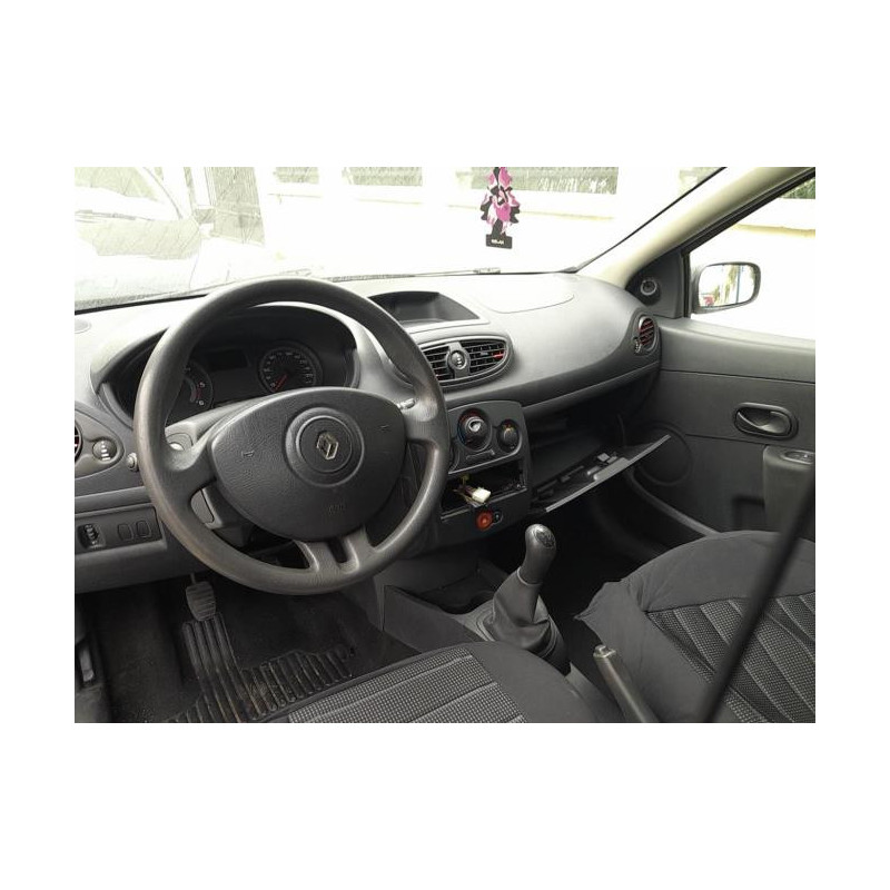 Boitier de prechauffage RENAULT CLIO 3 PHASE 1 d’occasion