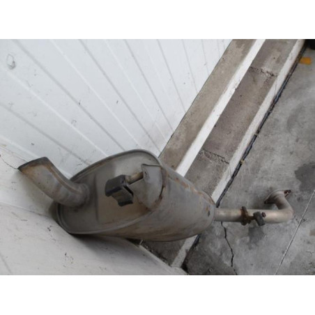 Silencieux arriere (echappement) TOYOTA COROLLA VERSO 2 PHASE 1 d’occasion