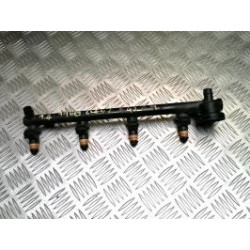 Rampe injection RENAULT CLIO 2 PHASE 2 d’occasion