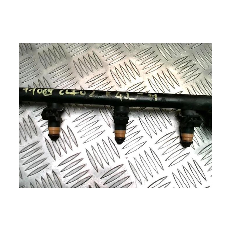 Rampe injection RENAULT CLIO 2 PHASE 2 d’occasion