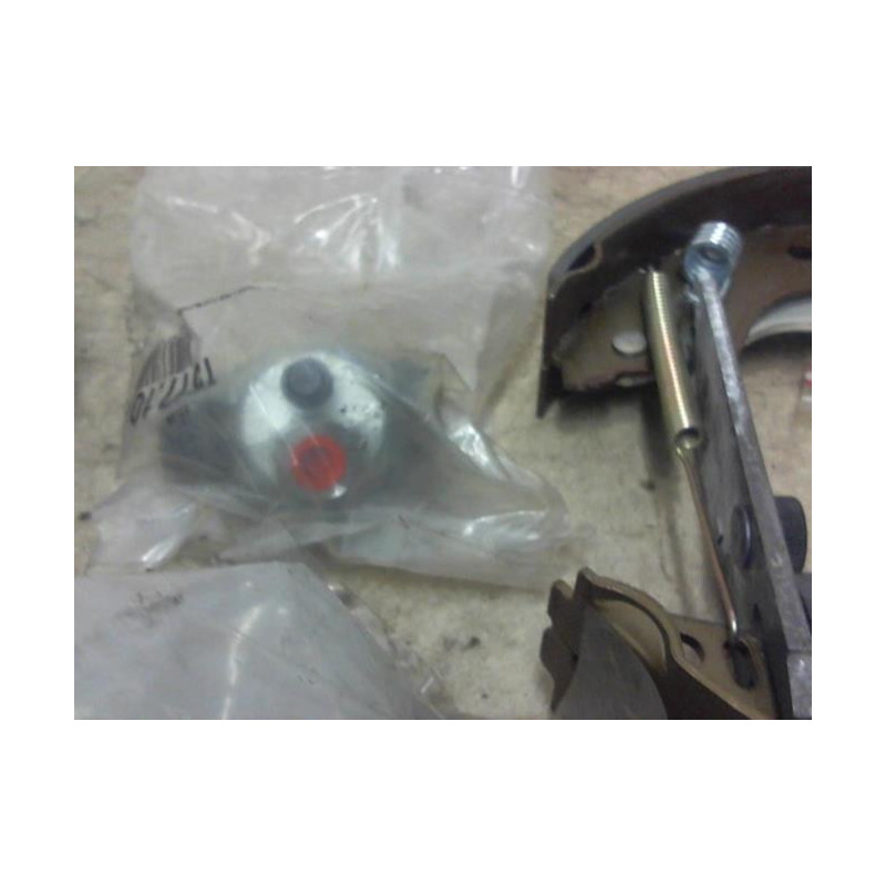 Kit de freins arriere FORD ESCORT 6 d’occasion