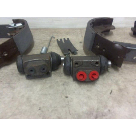 Kit de freins arriere FORD ESCORT 6 d’occasion