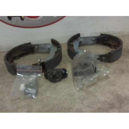 Kit de freins arriere FORD MONDEO 1 PHASE 1 d’occasion