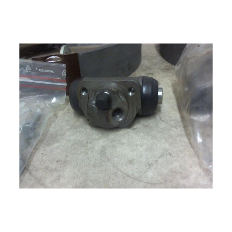 Kit de freins arriere FORD MONDEO 1 PHASE 1 d’occasion