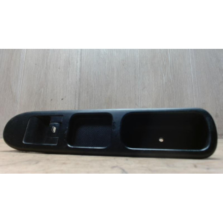 Interrupteur de leve vitre PEUGEOT 307 PHASE 1 d’occasion