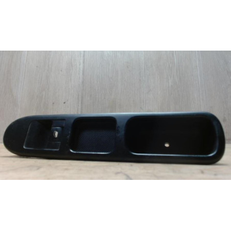 Interrupteur de leve vitre PEUGEOT 307 PHASE 1 d’occasion