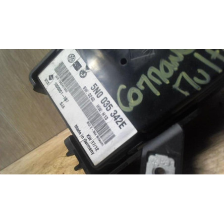 Commande autoradio VOLKSWAGEN POLO 5 PHASE 1 d’occasion