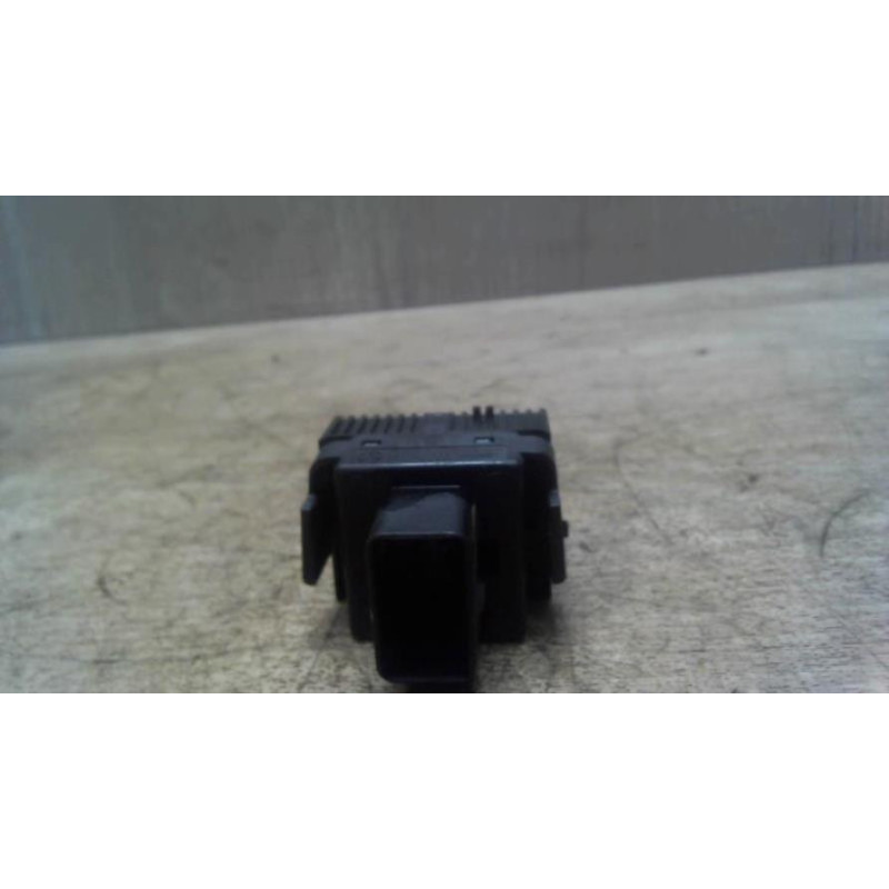 Commande de reglage hauteur de phare VOLKSWAGEN POLO 5 PHASE 1 d’occasion