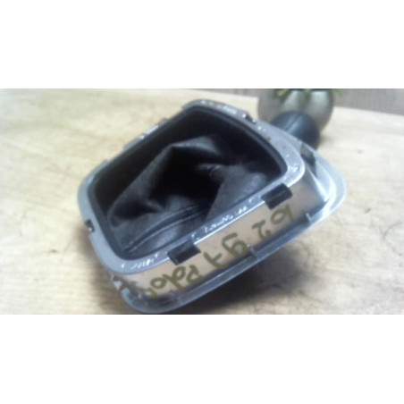 Pommeau de vitesses VOLKSWAGEN POLO 5 PHASE 1 d’occasion