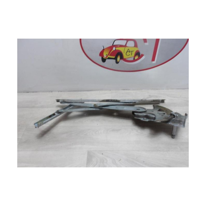 Leve vitre mecanique arriere gauche TOYOTA COROLLA VERSO 2 PHASE 1 d’occasion
