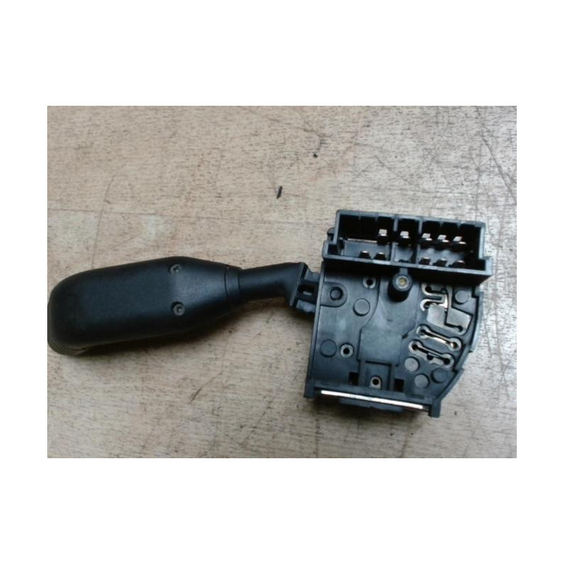 Commodo d'essuie glaces RENAULT CLIO 1 PHASE 2 d’occasion