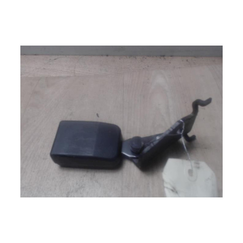 Attache ceinture arriere droit RENAULT MEGANE 2 PHASE 2 d’occasion